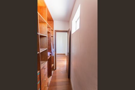 Apartamento para alugar com 100m², 3 quartos e 2 vagasCloset da Suíte