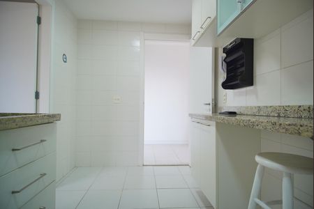 Apartamento para alugar com 94m², 3 quartos e 2 vagasCozinha