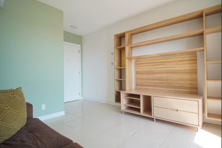 Apartamento para alugar com 94m², 3 quartos e 2 vagasSala