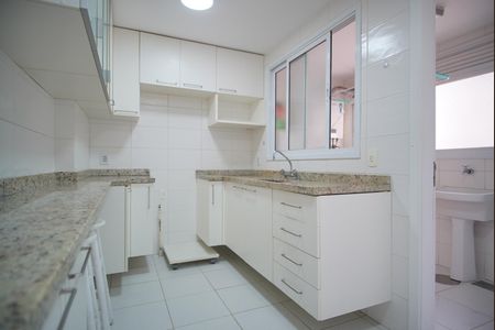 Apartamento para alugar com 94m², 3 quartos e 2 vagasCozinha