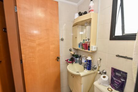 Apartamento para alugar com 150m², 4 quartos e 4 vagas Apartamento para alugar com 150m², 4 quartos e 4 vagasBanheiro da suíte 2