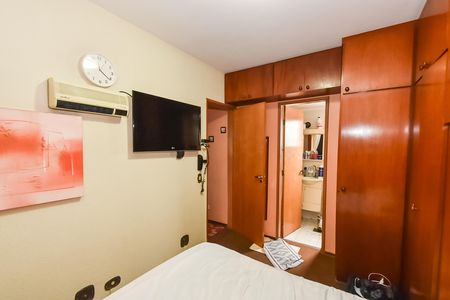 Apartamento para alugar com 150m², 4 quartos e 4 vagas Apartamento para alugar com 150m², 4 quartos e 4 vagasSuíte 2
