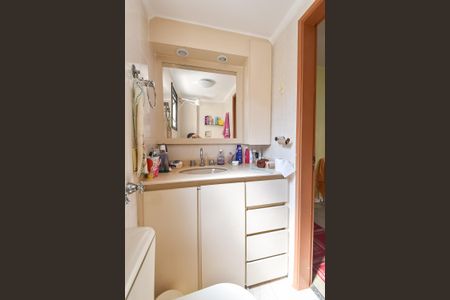 Apartamento para alugar com 150m², 4 quartos e 4 vagas Apartamento para alugar com 150m², 4 quartos e 4 vagasBanheiro da suíte 1