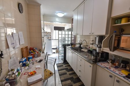 Apartamento para alugar com 150m², 4 quartos e 4 vagas Apartamento para alugar com 150m², 4 quartos e 4 vagasCozinha