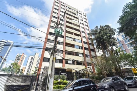 Apartamento para alugar com 150m², 4 quartos e 4 vagas Apartamento para alugar com 150m², 4 quartos e 4 vagasFachada