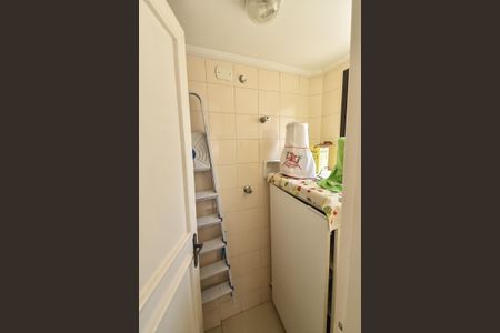 Apartamento para alugar com 150m², 4 quartos e 4 vagas Apartamento para alugar com 150m², 4 quartos e 4 vagasBanheiro de serviço