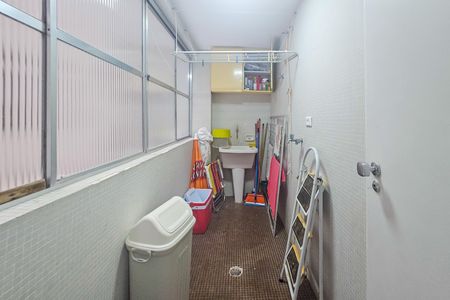 Apartamento para alugar com 61m², 2 quartos e 1 vaga