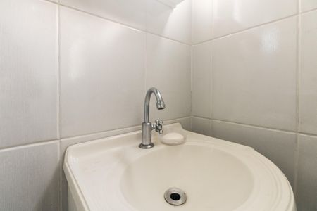 Apartamento à venda com 73m², 3 quartos e 1 vagaÁrea de Serviço - Banheiro de Serviço 