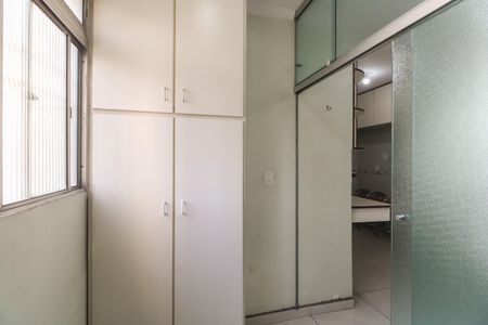 Apartamento à venda com 73m², 3 quartos e 1 vagaÁrea de Serviço 