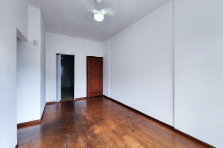 Apartamento à venda com 60m², 2 quartos e 1 vagaSala 