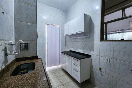 Apartamento à venda com 60m², 2 quartos e 1 vagaCozinha 