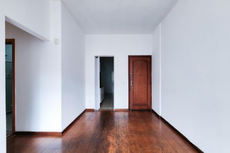 Apartamento à venda com 60m², 2 quartos e 1 vagaSala 