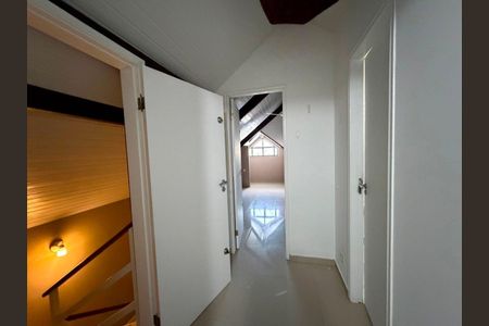Casa à venda com 259m², 5 quartos e 2 vagas