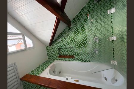 Casa à venda com 259m², 5 quartos e 2 vagas