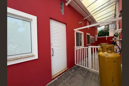 Casa à venda com 259m², 5 quartos e 2 vagas