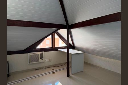 Casa à venda com 259m², 5 quartos e 2 vagas