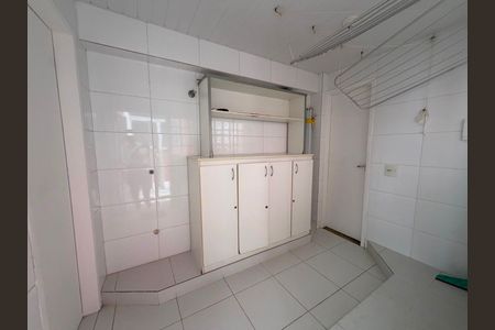 Casa à venda com 259m², 5 quartos e 2 vagas