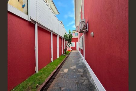 Casa à venda com 259m², 5 quartos e 2 vagas