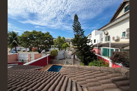 Casa à venda com 259m², 5 quartos e 2 vagas