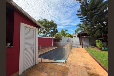 Casa à venda com 259m², 5 quartos e 2 vagas