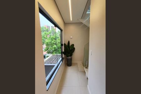 Casa à venda com 300m², 3 quartos e 5 vagas