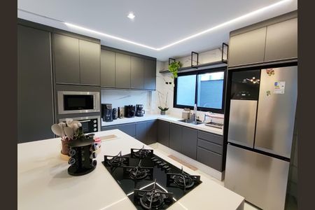 Casa à venda com 300m², 3 quartos e 5 vagas