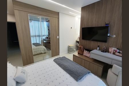 Casa à venda com 3 quartos, 300m² em Vila Alpina, Santo André