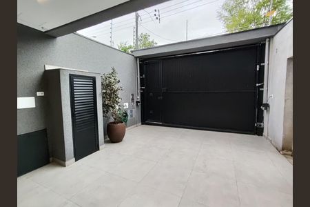 Casa à venda com 300m², 3 quartos e 5 vagas