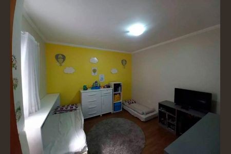 Casa à venda com 3 quartos, 190m² em Vila Linda, Santo André