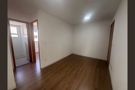 Apartamento à venda com 2 quartos, 40m² em Santos Dumont, São Leopoldo