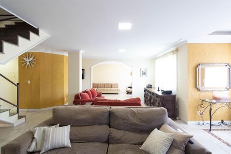 Casa para alugar com 550m², 7 quartos e 3 vagasSala