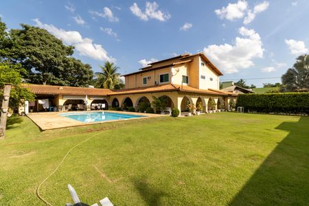 Casa para alugar com 550m², 7 quartos e 3 vagasÁrea externa