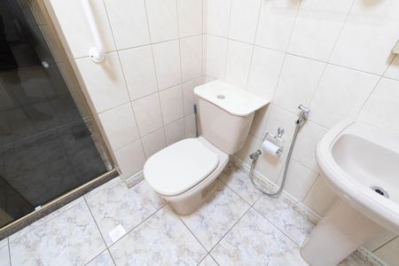 Casa para alugar com 550m², 7 quartos e 3 vagasBanheiro do Quarto 1