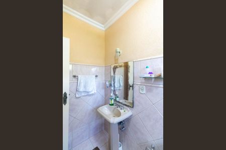 Casa para alugar com 550m², 7 quartos e 3 vagasBanheiro do Quarto 2