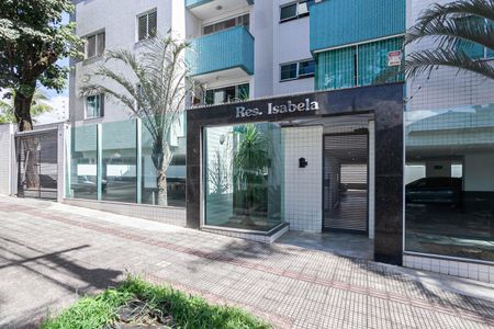 Apartamento para alugar com 160m², 3 quartos e 2 vagasFachada