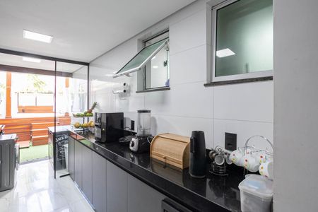 Apartamento para alugar com 160m², 3 quartos e 2 vagasCozinha