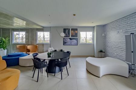 Apartamento à venda com 42m², 2 quartos e 1 vaga Apartamento à venda com 42m², 2 quartos e 1 vagaÁrea Comum