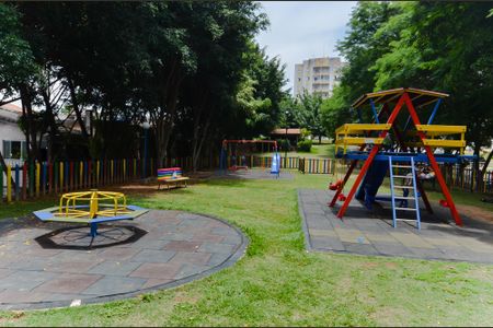 Apartamento para alugar com 78m², 3 quartos e 1 vagaÁrea comum - Playground