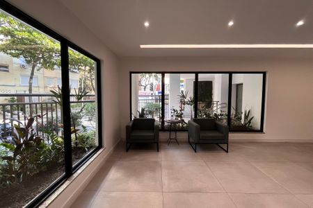 Apartamento à venda com 73m², 2 quartos e 1 vaga Apartamento à venda com 73m², 2 quartos e 1 vagaPortaria