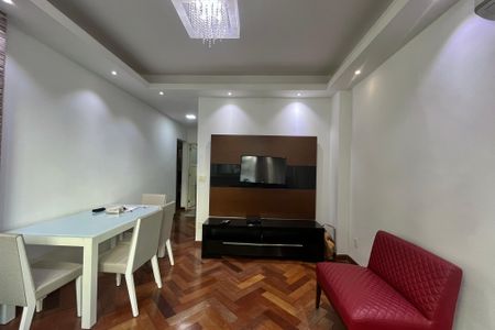 Sala  de apartamento à venda com 2 quartos, 73m² em Copacabana, Rio de Janeiro