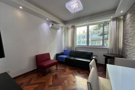 Sala  de apartamento à venda com 2 quartos, 73m² em Copacabana, Rio de Janeiro