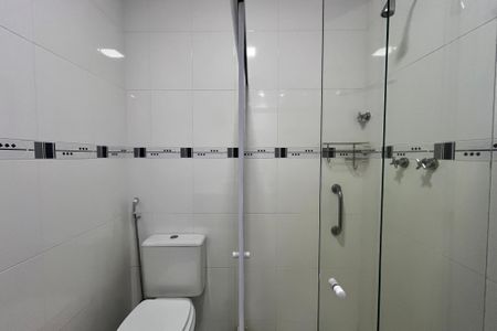 Apartamento à venda com 73m², 2 quartos e 1 vaga Apartamento à venda com 73m², 2 quartos e 1 vagaBanheiro 2