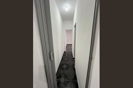 Corredor de casa para alugar com 2 quartos, 101m² em Vila Amelia, Duque de Caxias