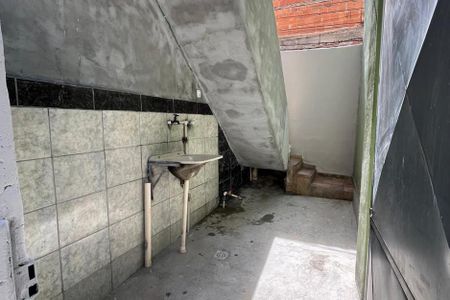 Área de Serviço de casa para alugar com 2 quartos, 101m² em Vila Amelia, Duque de Caxias