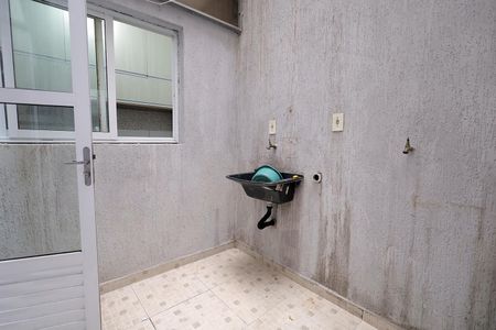 Apartamento para alugar com 42m², 2 quartos e 1 vagaÁrea de Serviço