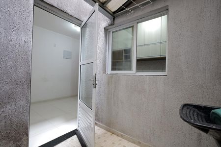 Apartamento para alugar com 42m², 2 quartos e 1 vagaÁrea de Serviço