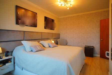 Apartamento à venda com 117m², 3 quartos e 2 vagasQuarto suíte 