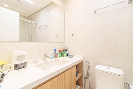Apartamento à venda com 194m², 3 quartos e 1 vagaBanheiro da Suíte 2