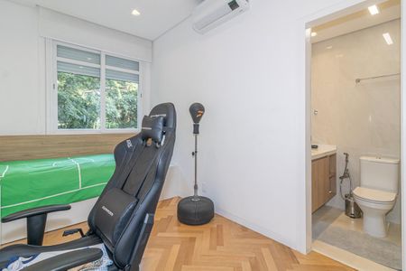 Apartamento à venda com 194m², 3 quartos e 1 vagaQuarto Suíte 2