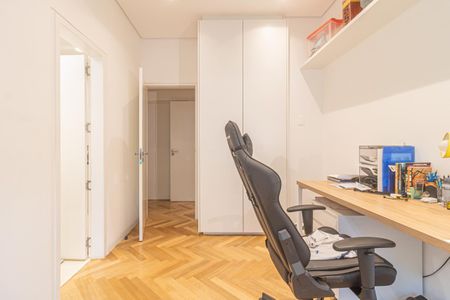 Apartamento à venda com 194m², 3 quartos e 1 vagaQuarto Suíte 2